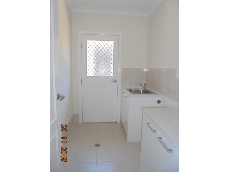 17 Franklin Grove, Oran Park NSW 2570