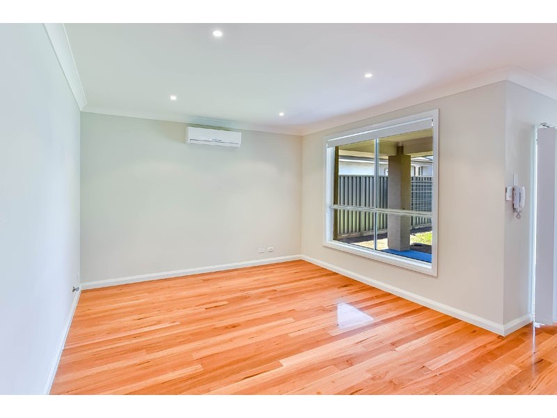 31 Donovan Boulevard, Gregory Hills NSW 2557