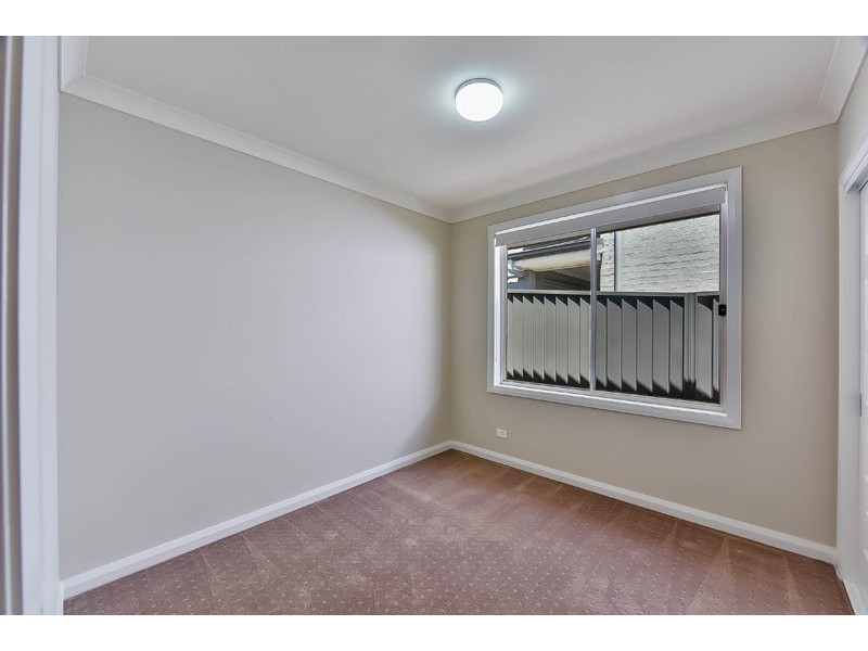 31 Donovan Boulevard, Gregory Hills NSW 2557