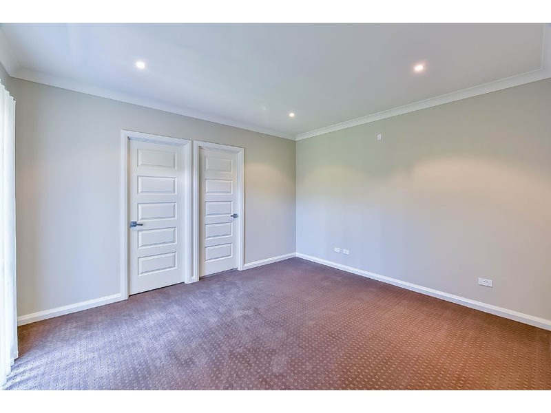31 Donovan Boulevard, Gregory Hills NSW 2557