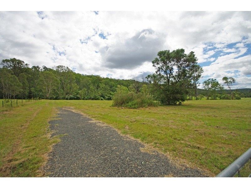 92 Theresa View Drive, Theresa Park NSW 2570