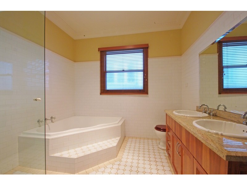 19 Chellaston Street, Camden NSW 2570