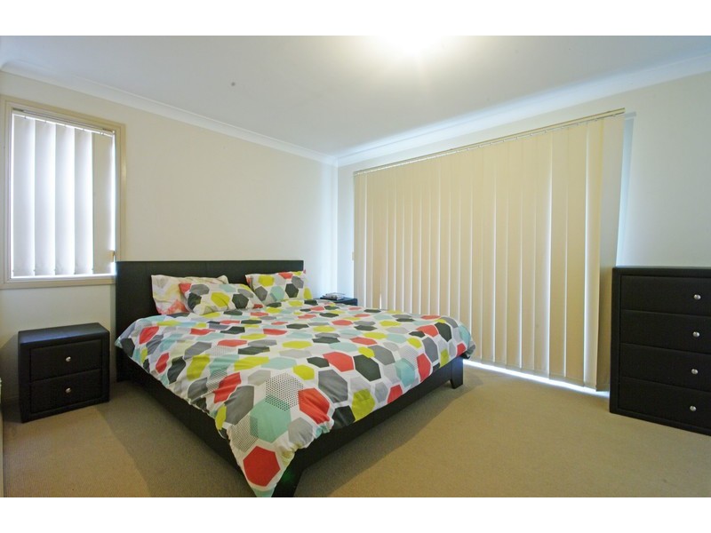 100 Glenfield Drive, Currans Hill NSW 2567