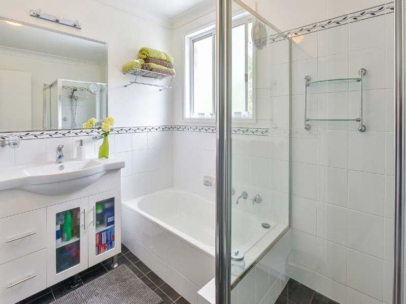 24 Renault Place, Ingleburn NSW 2565