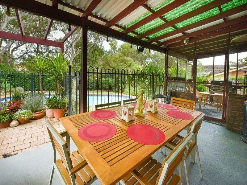 24 Renault Place, Ingleburn NSW 2565