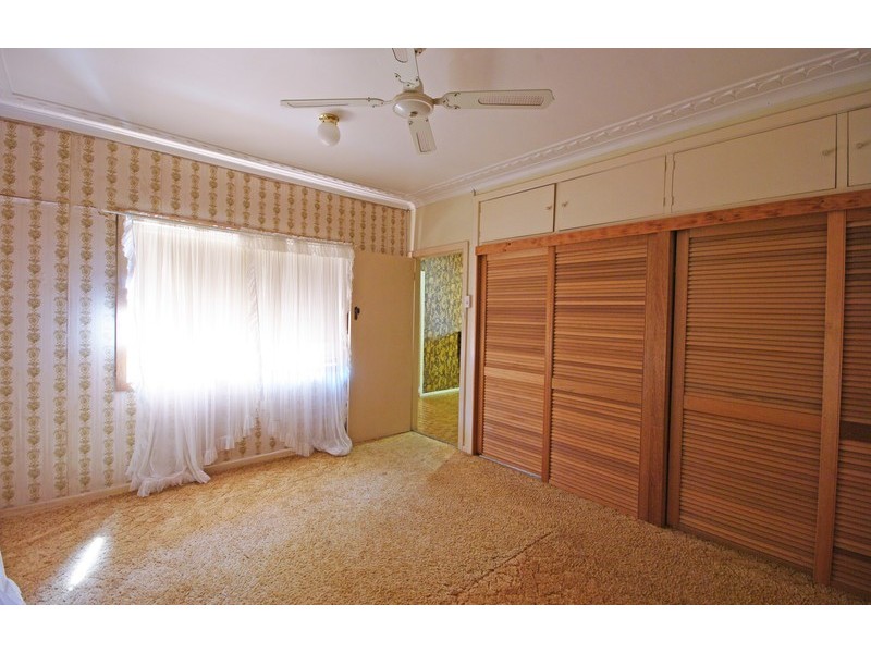 10 Macquarie Avenue, Camden NSW 2570