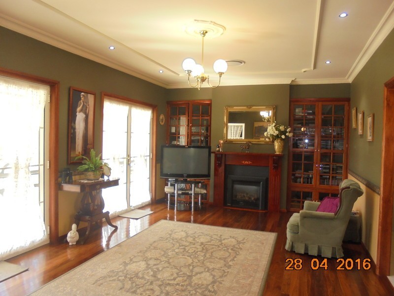 135 Cummins Road, Menangle NSW 2568
