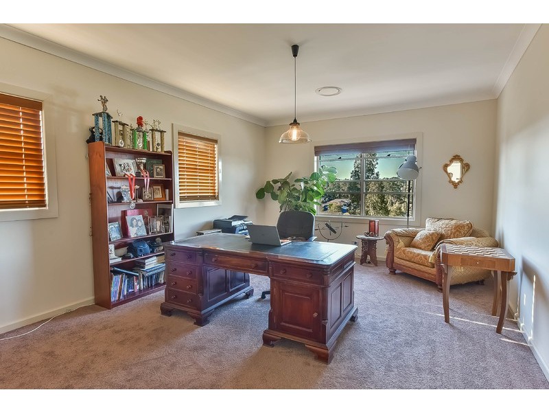 16 Warner Street, Camden Park NSW 2570