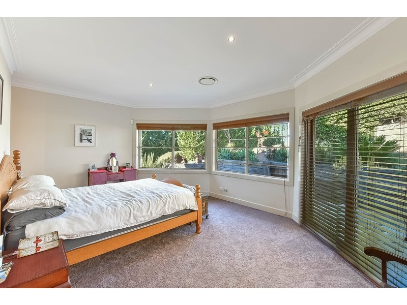 16 Warner Street, Camden Park NSW 2570