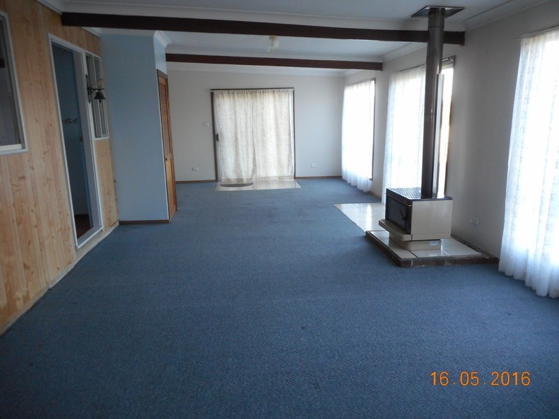 65 Waterfall Creek Road, The Oaks NSW 2570