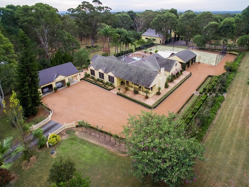 30 Fox Valley Road, Denham Court NSW 2565