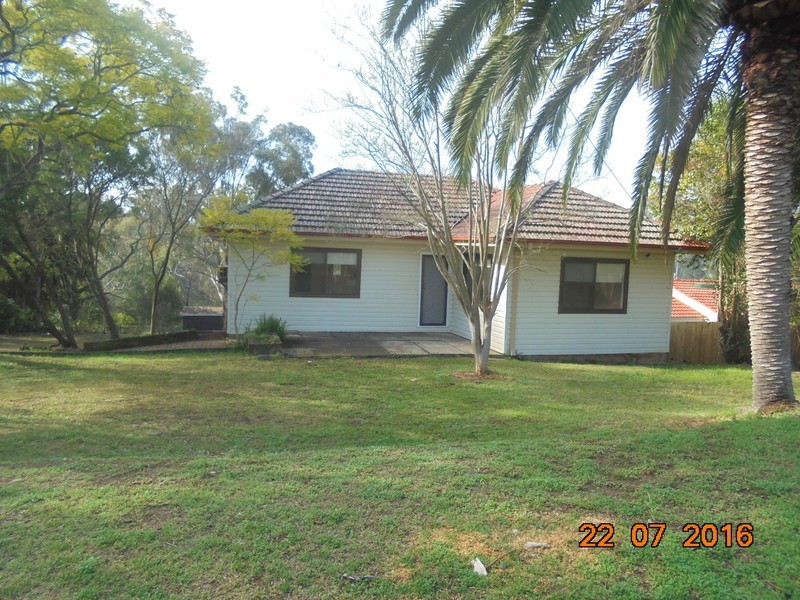 10 Macquarie Road, Camden Park NSW 2570