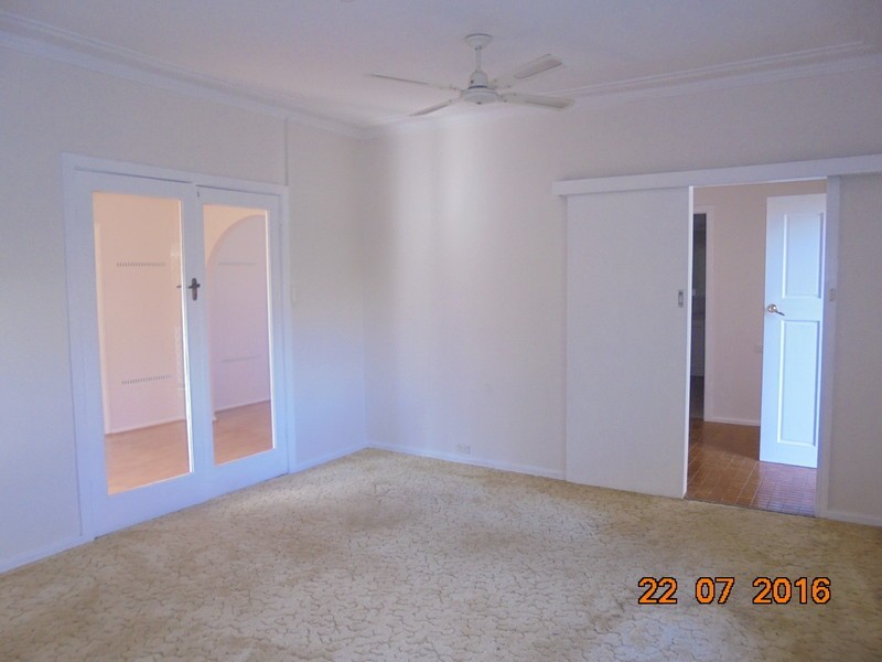 10 Macquarie Road, Camden Park NSW 2570