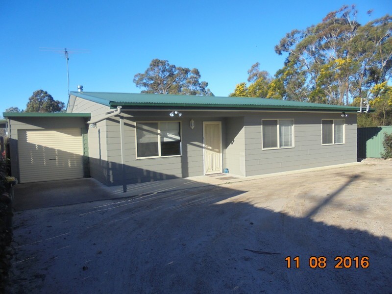 6 Yanderra Road, Bargo NSW 2574