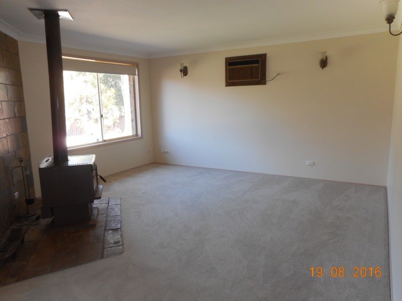 14 Jenkins Street, Douglas Park NSW 2569