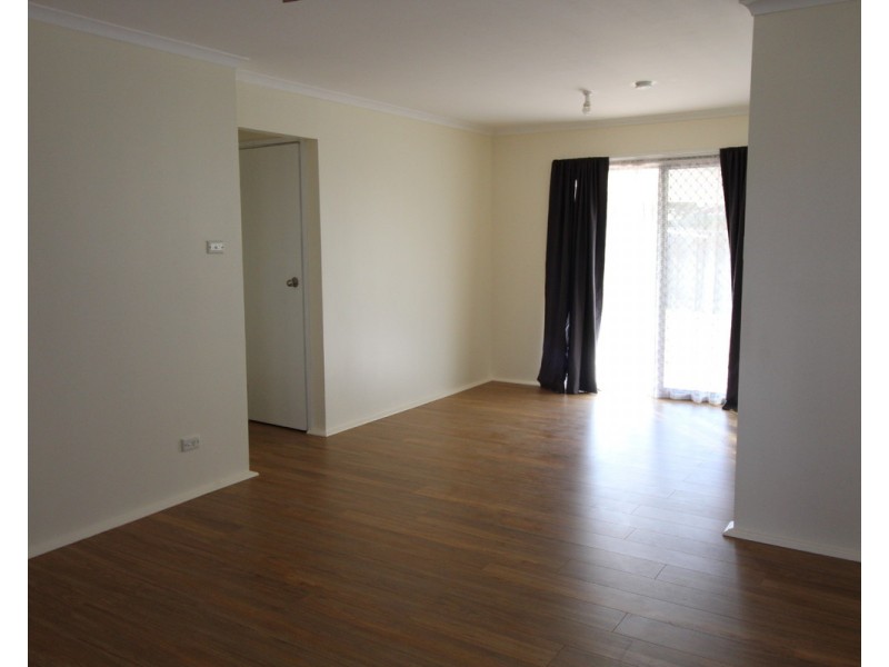 6 Manning Place, Currans Hill NSW 2567