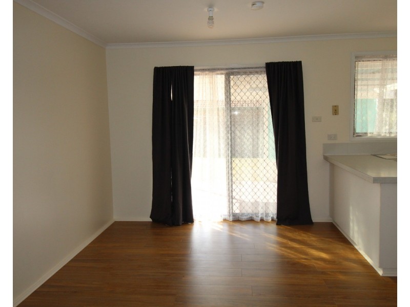 6 Manning Place, Currans Hill NSW 2567