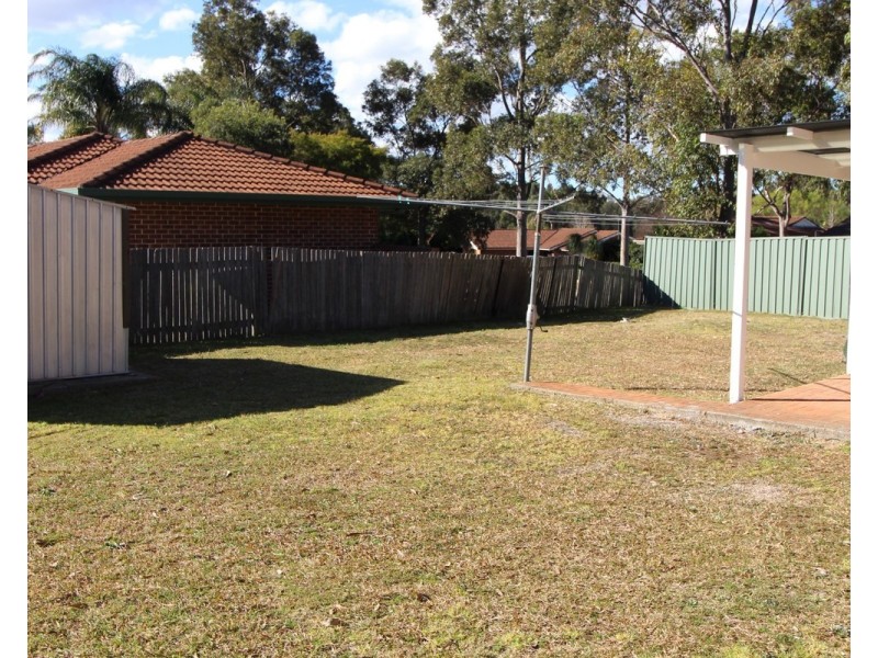6 Manning Place, Currans Hill NSW 2567