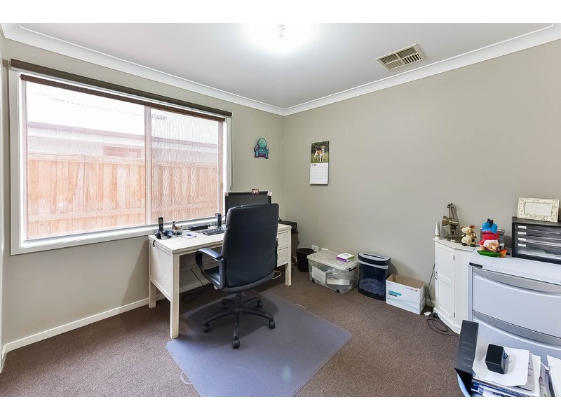 10 Rizal Street, Campbelltown NSW 2560