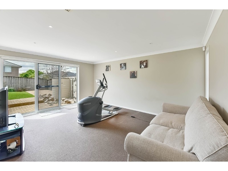 10 Rizal Street, Campbelltown NSW 2560