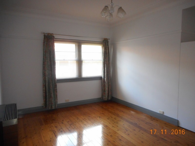 2/33 Elizabeth Street, Camden NSW 2570