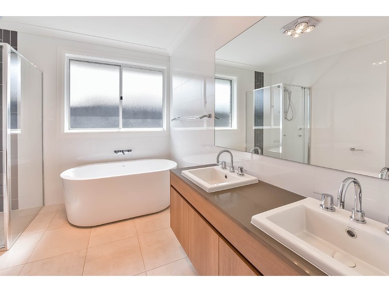 34 Spitzer Street, Gregory Hills NSW 2557