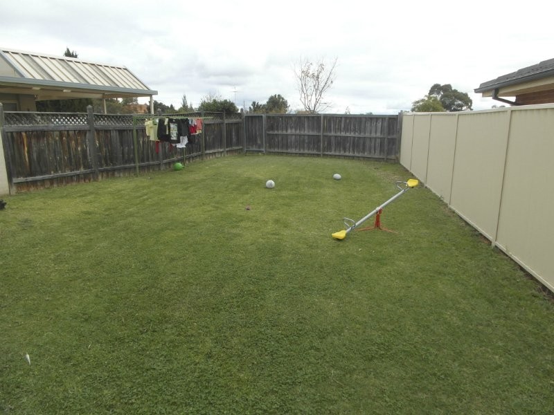 11 The Clearwater, Mount Annan NSW 2567