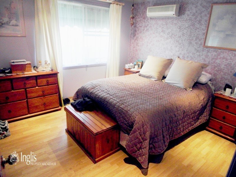 8 Mertz Place, Leumeah NSW 2560