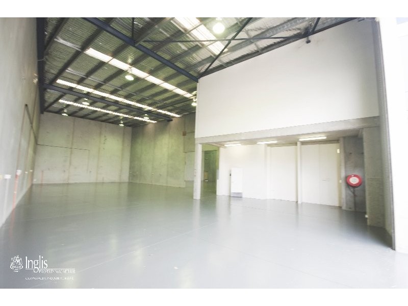 2/16 Porrende Street, Narellan NSW 2567