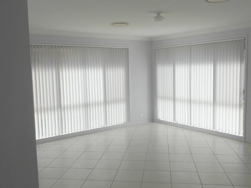 11 Bradley Drive, Harrington Park NSW 2567