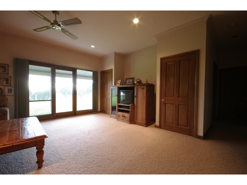 455 Old Razorback Road, Cawdor NSW 2570