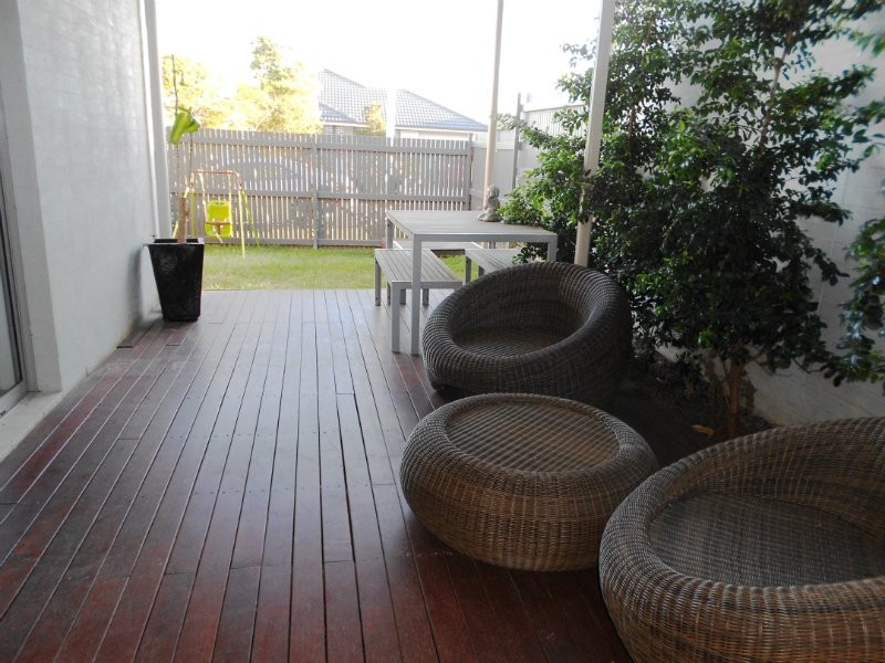 100 Minorca Circuit, Spring Farm NSW 2570