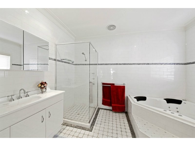 23 Tobin Ave, Camden Park NSW 2570