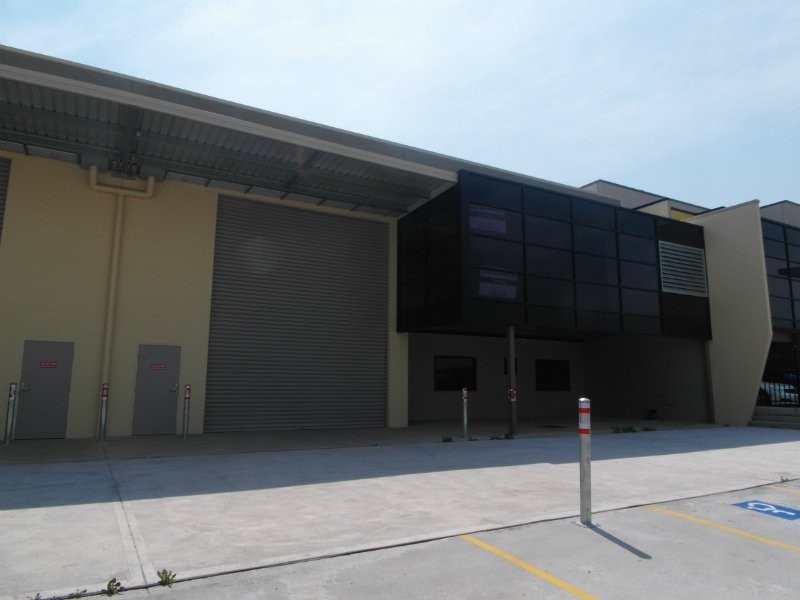 2/6 Waler Circuit, Smeaton Grange NSW 2567