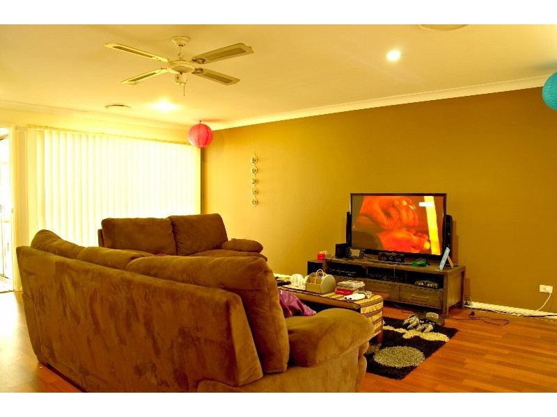 8 Leicester Street, Narellan NSW 2567