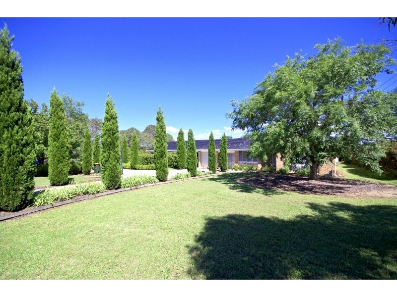 112 Kelvin Park Drive, Bringelly NSW 2556