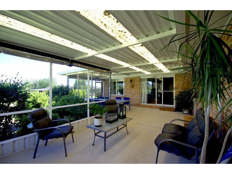 112 Kelvin Park Drive, Bringelly NSW 2556