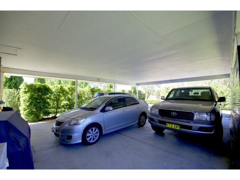 112 Kelvin Park Drive, Bringelly NSW 2556