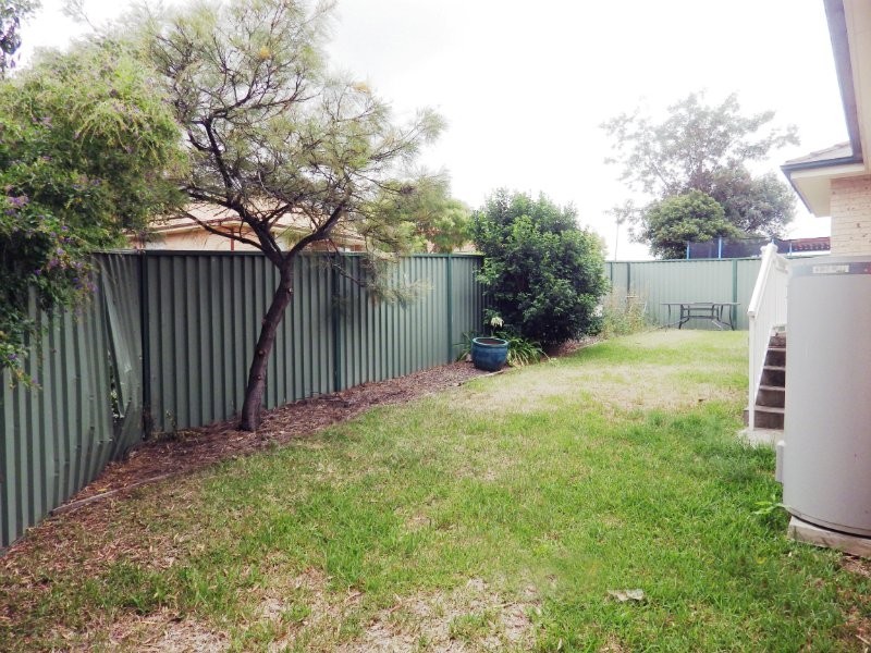 9/17-21 Poplar Crescent, Bradbury NSW 2560