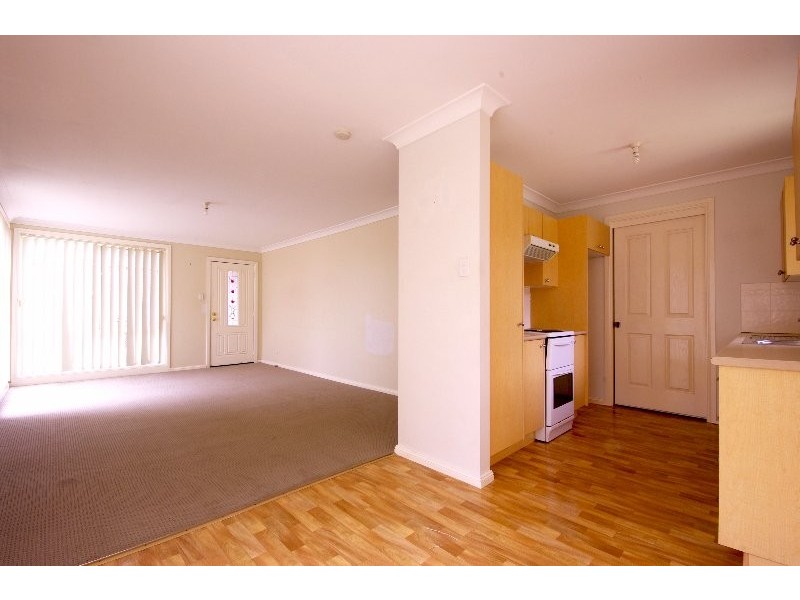 6/1a McIntosh Street, The Oaks NSW 2570