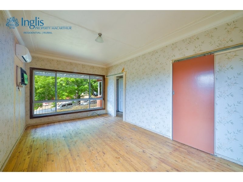 28 Ulmarra Avenue, Camden South NSW 2570