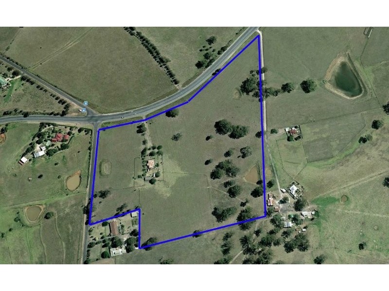 35 BURRAGORANG ROAD, Camden NSW 2570