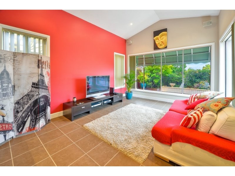 14 Hindmarsh Avenue, Camden Park NSW 2570