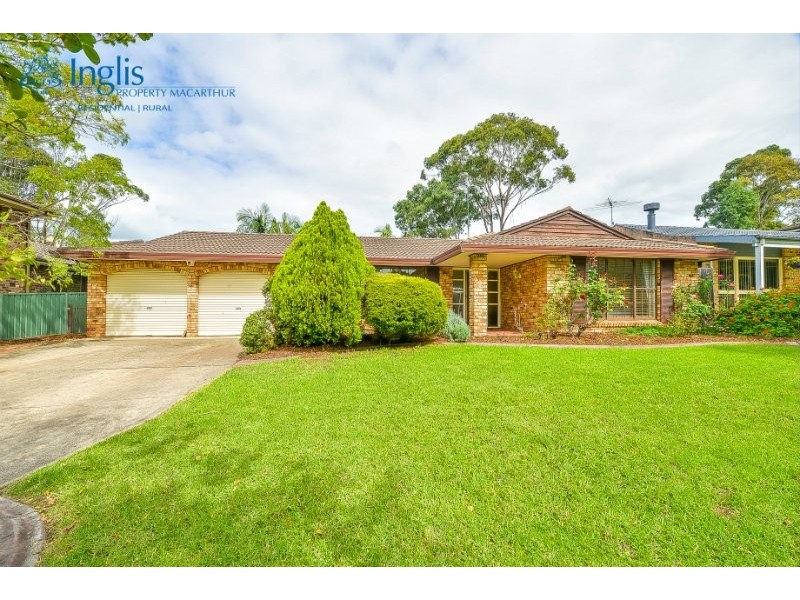 25 Griffiths Ave, Camden South NSW 2570