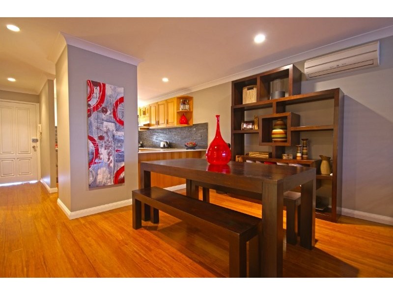 1/31-33 Argyle St, Camden NSW 2570