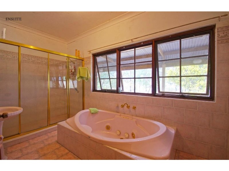 235 McKee Road, Theresa Park NSW 2570