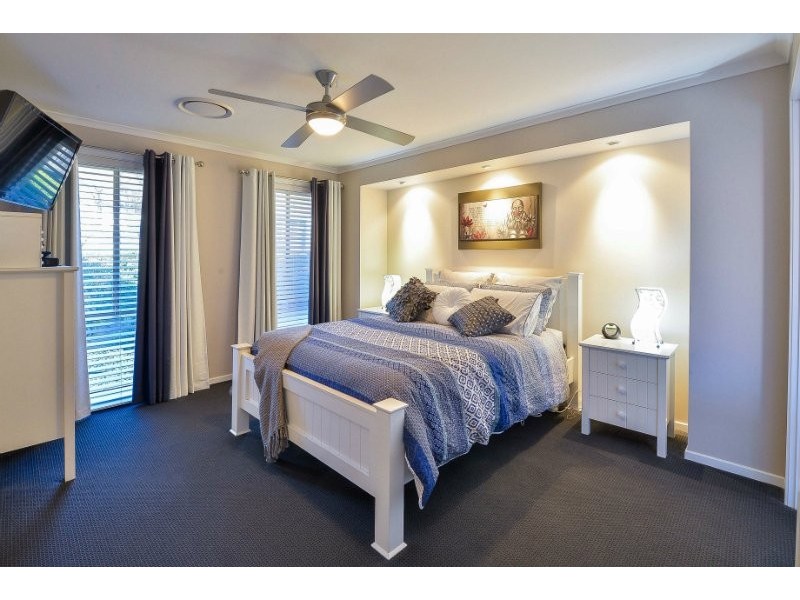 4 Rogers Way, Mount Annan NSW 2567