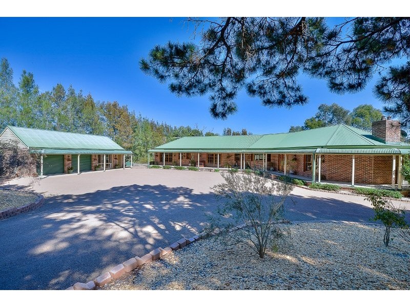 645 Montpelier Drive, The Oaks NSW 2570