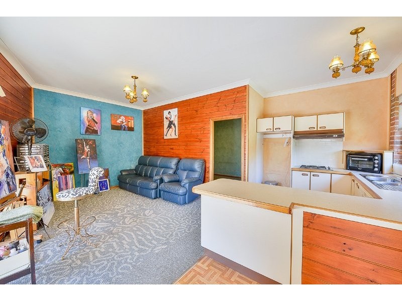 645 Montpelier Drive, The Oaks NSW 2570