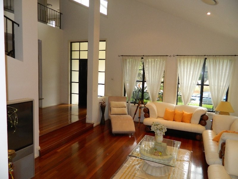 Macquarie Links NSW 2565